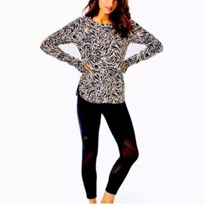 Lilly Pulitzer Black & White Zee me  Print Crewneck Top sz Med sweatshirt